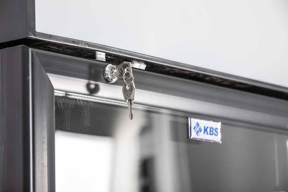 Glastürkühlschrank FLK 365 schwarz | KBS 9190026 - KBS Gastrotechnik