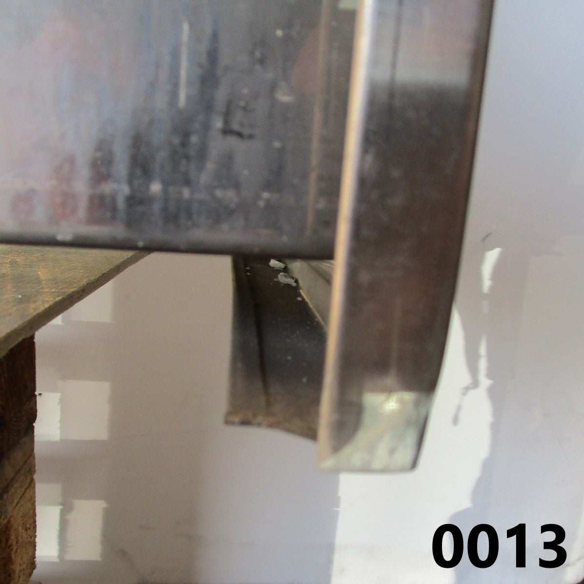 Wandhängeschrank mit Schiebetüren und Zwischenboden, 1600x400 mm - GEBRAUCHT — Virtus HCC1015GE (Ansicht 4)