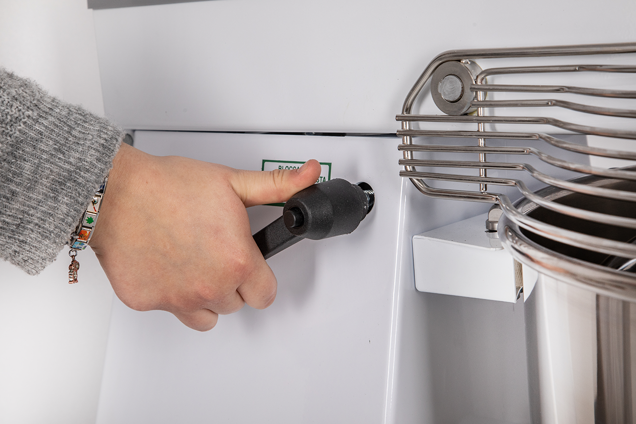 KMP38 Teigknetmaschine für 38kg Teig 400V Kessel entnehmbar | KBS 50122013 - KBS Gastrotechnik