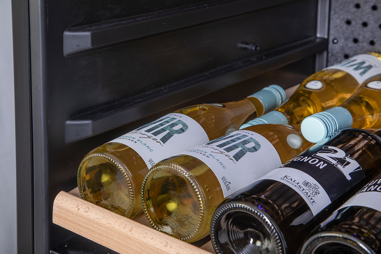 529445-weinkuehlschrank-vino-444-ansicht-5-kbs-gastrotechnik