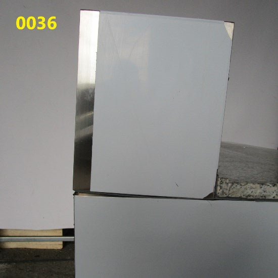 Pizzadette mit 3 Türen GN 1/1, 8x GN 1/6 H=150 mm, 0°/+8°C - BESCHÄDIGT — Virtus 9178CBE (Ansicht 3)