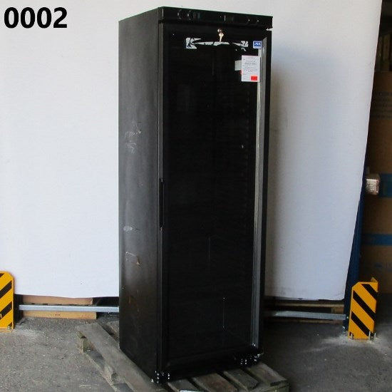 Getränkekühlvitrine 373 Liter mit Glastür und 5 Roste, +1°/+10°C - Farbe schwarz - GEBRAUCHT — Virtus BFD0020/SBLGE