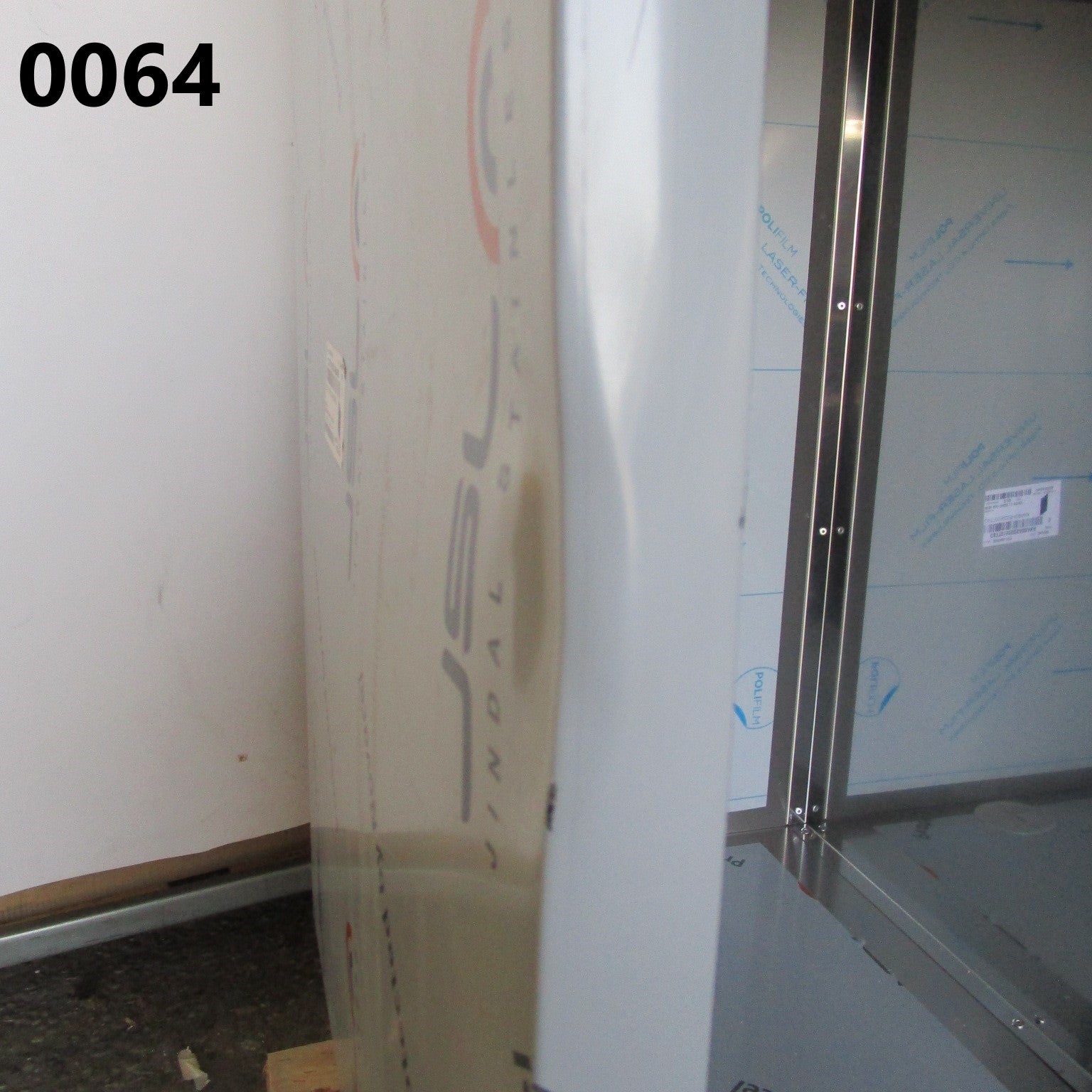 Kaffeemaschinentheke 1500x700 mm mit Schublade, Kaffeesatzschublade, Abfallbehälter, 2 Gerätefacher - BESCHÄDIGT — Virtus EEZ0002BE (Ansicht 2)